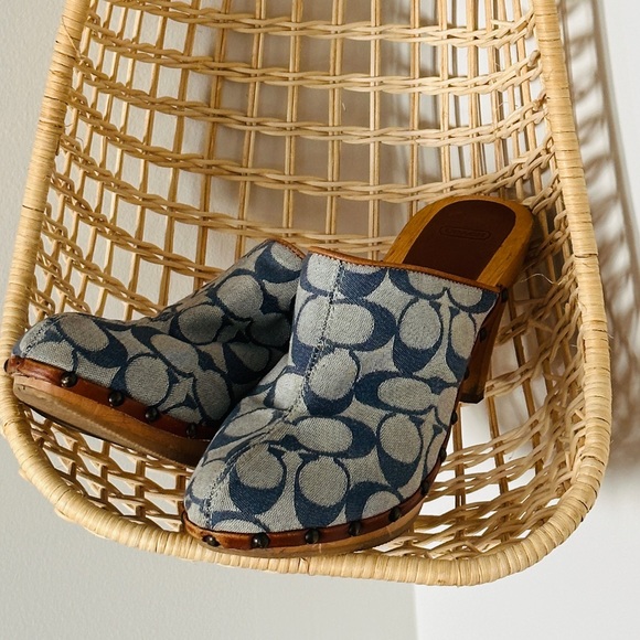 🔥 TRENDING 🔥 Vintage Coach Denim Clog Mules Size 8 - Picture 3 of 12